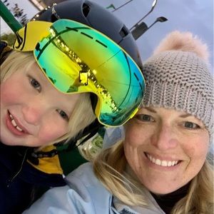 Meet your Posher, Julia